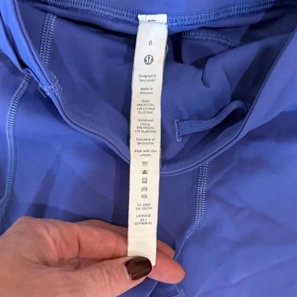 Light purple Lululemon High-Waisted Leggings - Picture 2 of 5